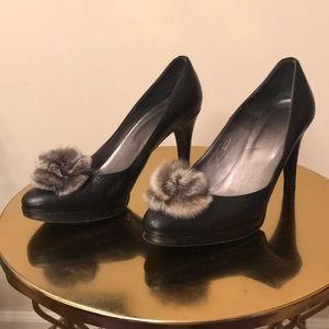 Leather Pump With Faux Rabbit Fur Pom-Pom